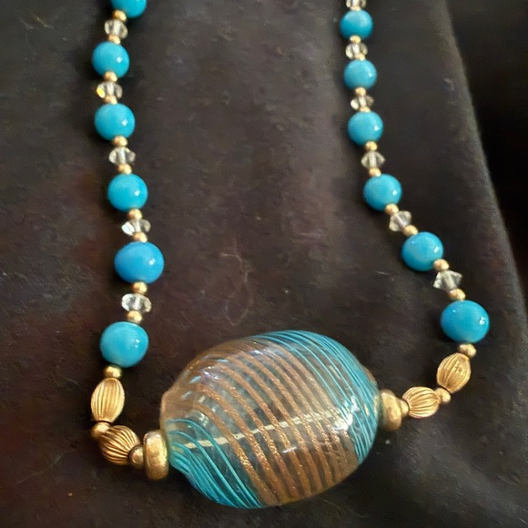 Vintage Turquoise and Gold Beaded Necklace - Picture 2 of 6